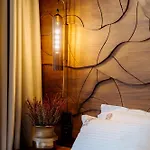 Arctic Boutique Hotel Korce