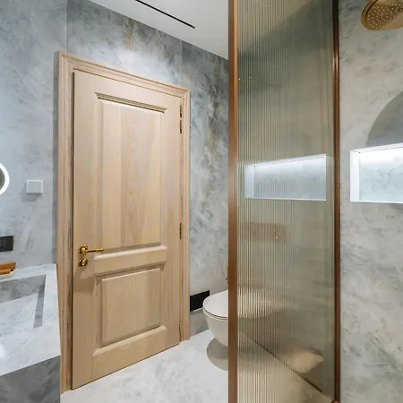 Hotel Arctic Boutique Korce
