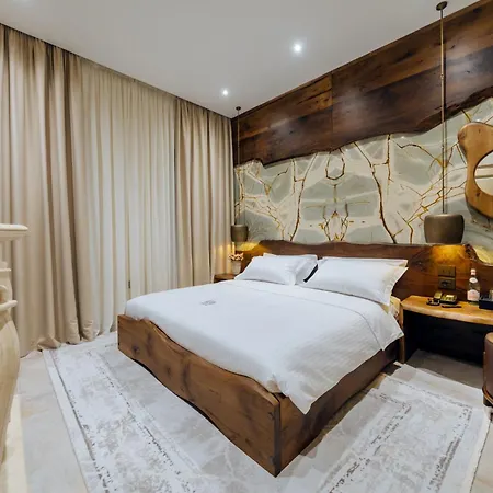 Arctic Boutique * Korce