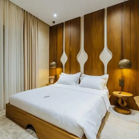 Arctic Boutique Hotel Korce