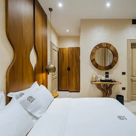 Arctic Boutique * Korce