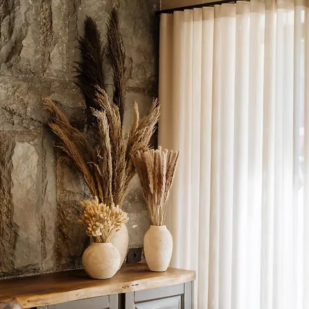 Arctic Boutique Hotel Korce